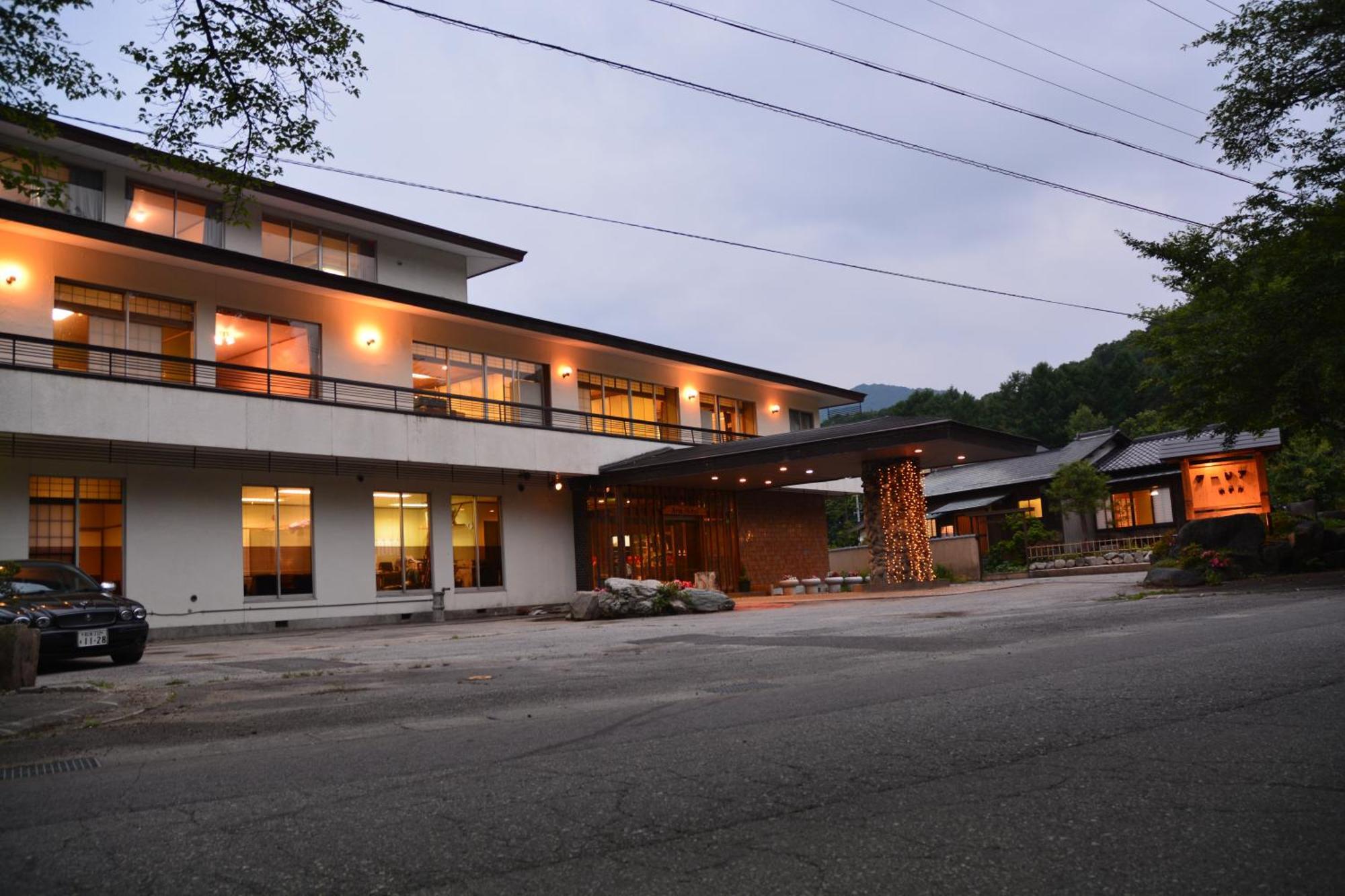阿尔卑斯路线酒店 大町市 外观 照片